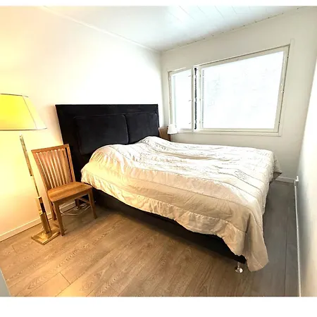 Beautiful 105 M2 Sd-house Pt With 3 Bedrooms, Free Parking And Sauna Lägenhet Helsingfors