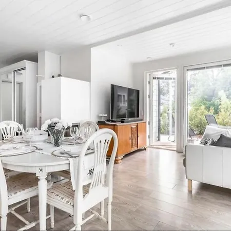 Beautiful 105 M2 Sd-house Pt With 3 Bedrooms, Free Parking And Sauna